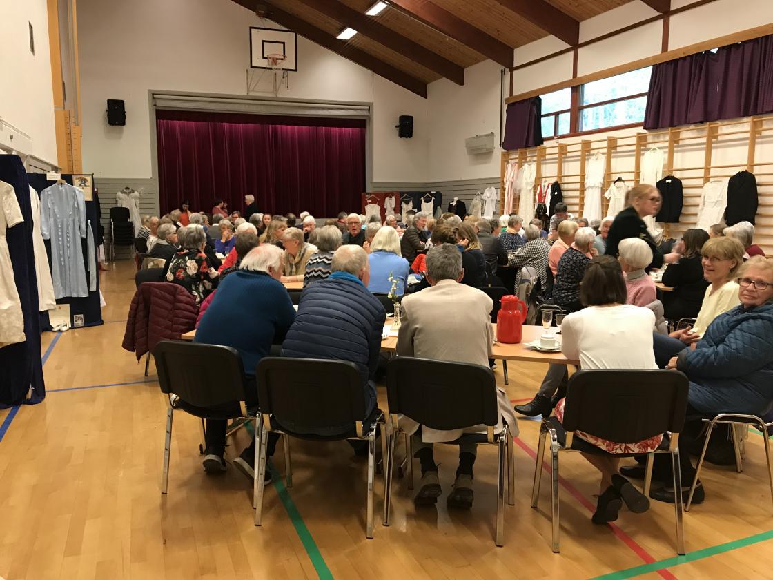 Th. Marthinsen sølvvarefabrikk i Tønsberg huser over 20 ulike håndverksfag. Slik lages kongepokaler. Foto: Helle Cecilie Berger.