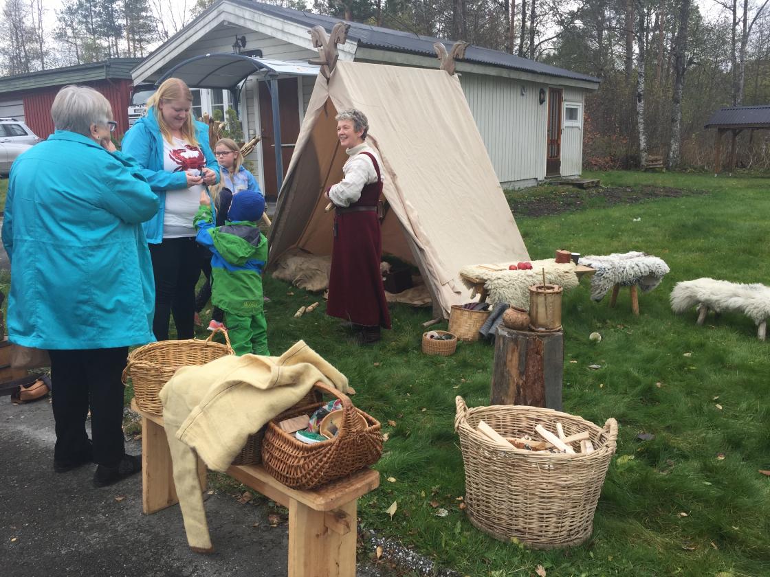Vikingene i hagen var populære