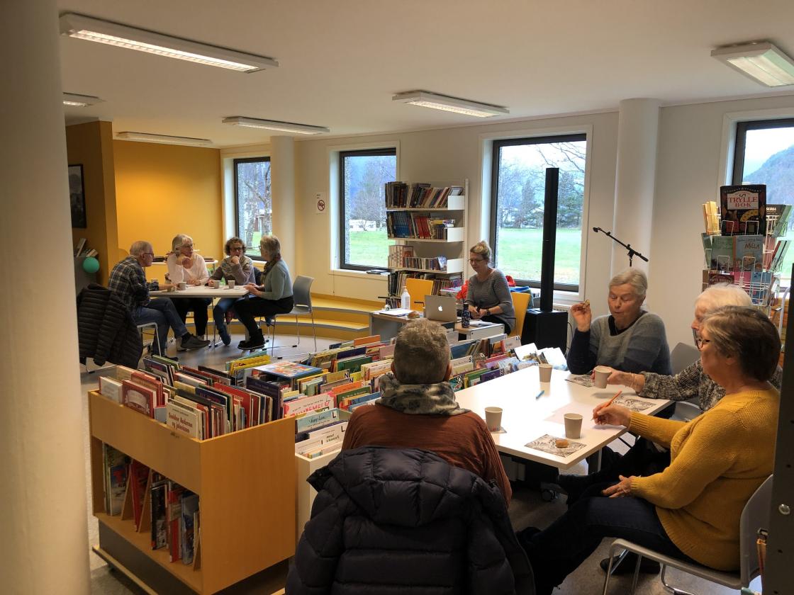 Godt humør og 18 deltakarar! - God start.