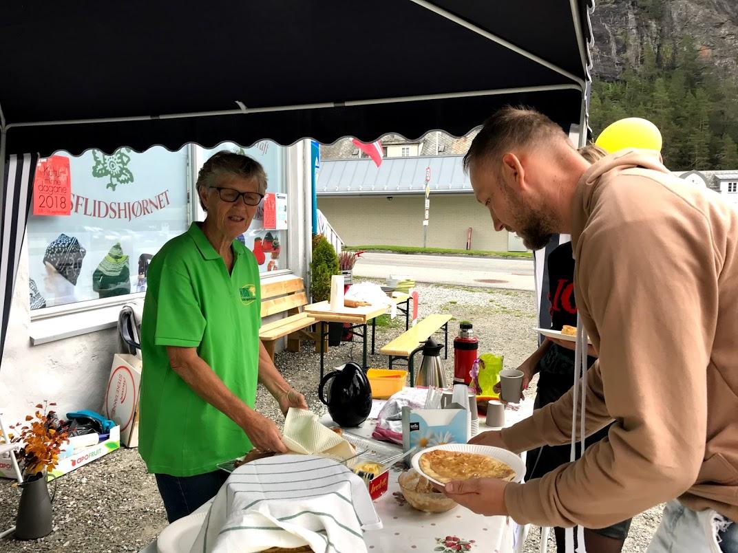 Du fekk smørje sjølv, så mykje du ville!