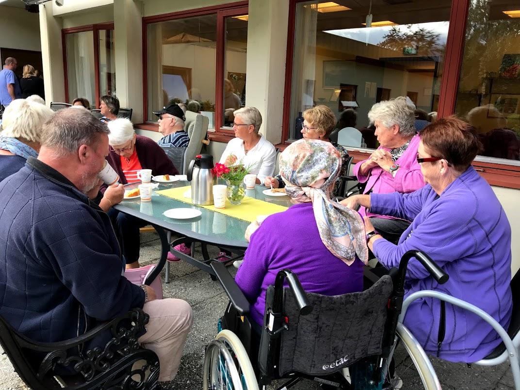 Kjekt å sjå at mange pårørande tok turen hit.