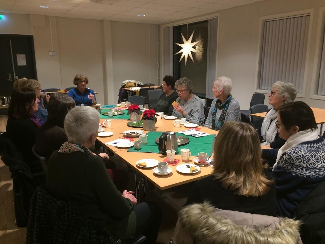 Mykje prat og godt julebrød!