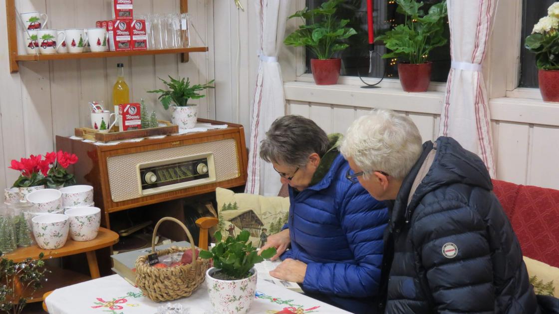 I retrohjørnet fant Anne Berit gammel familiehistorie.