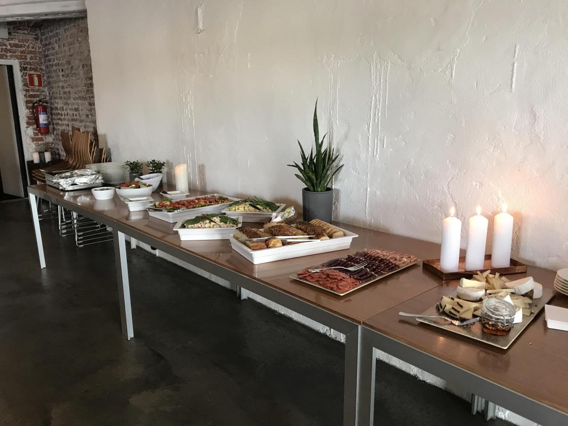 Nydelege karbonadar, salatar, focacciabrød mmm, smakte fortreffeleg!