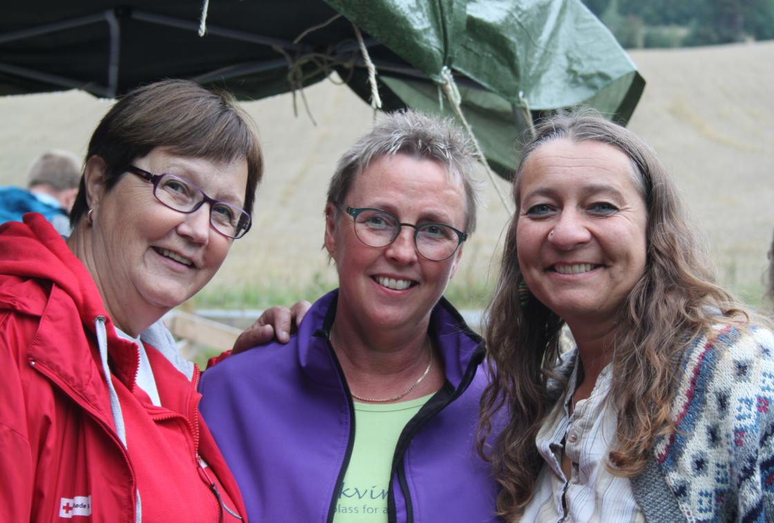 May fra Røde Kors, Inger fra RBK og Steffi fra Buketten