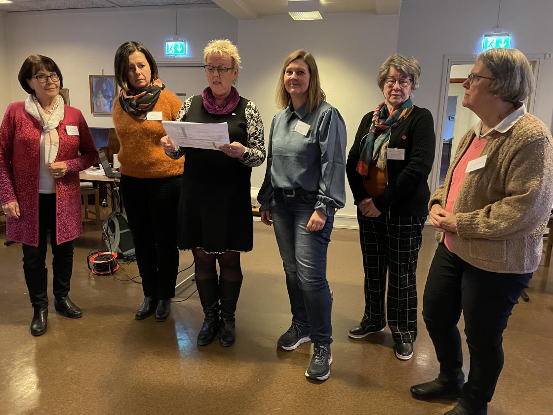 Presentasjon_6 av gruppesvar