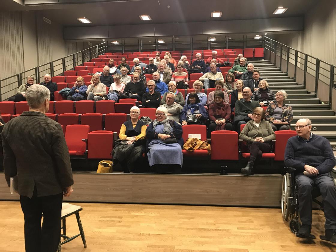 Mange frammøtte som kosa seg.