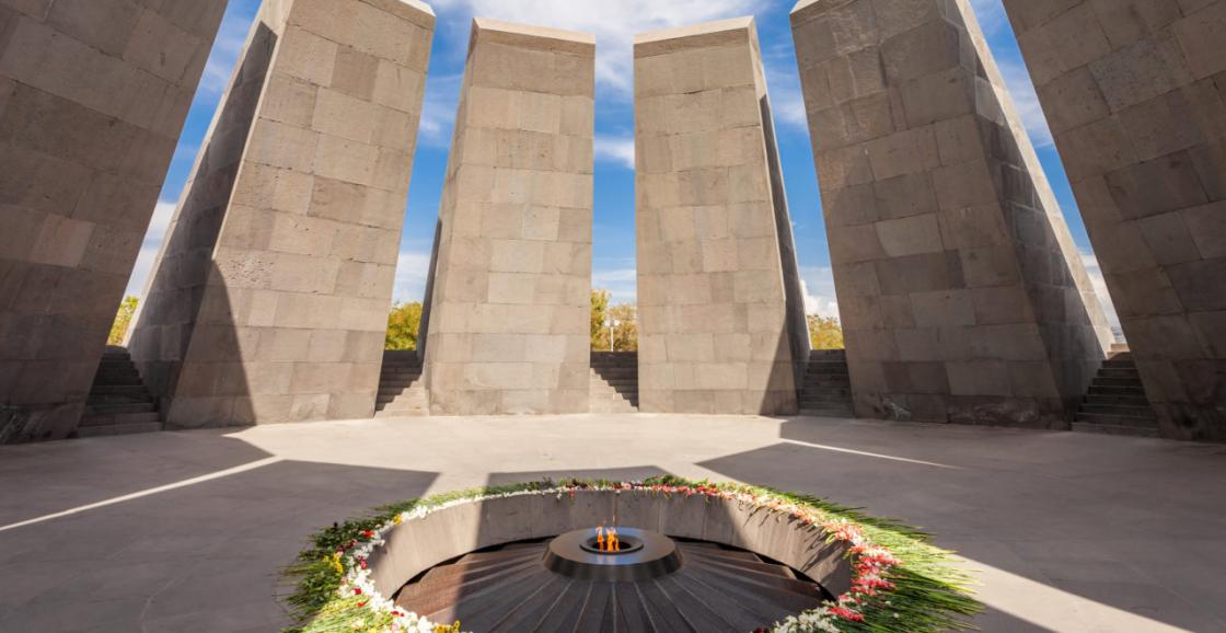 Tsitsernakaberd, minnesmerke åpnet 1995