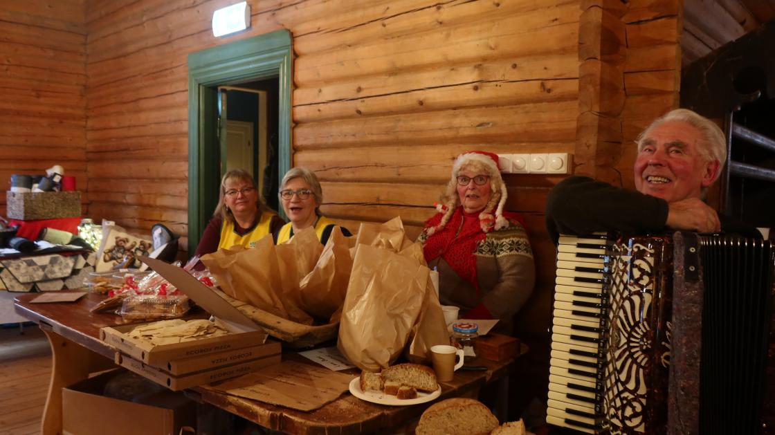 Koselig salgsbod     Foto:Tonje Myre