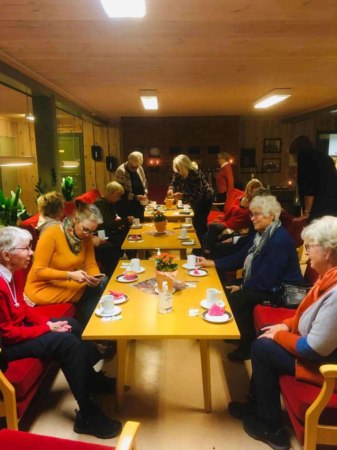 Medlemsmøte på menighetshuset Medlemsmøte på menighetshuset