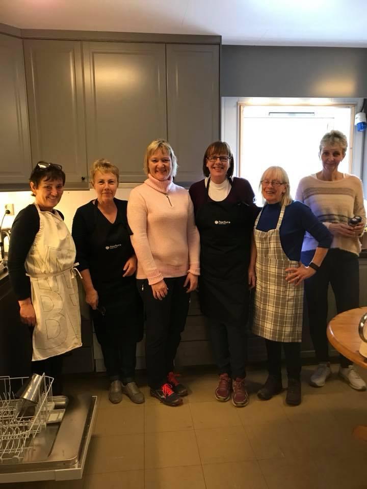 Hilde Kvile, Anne-Marie Fløtre, Linda Bergheim Eide, Reidun Solbakk, Turid Nerhus og Kari-Ann Flølo.