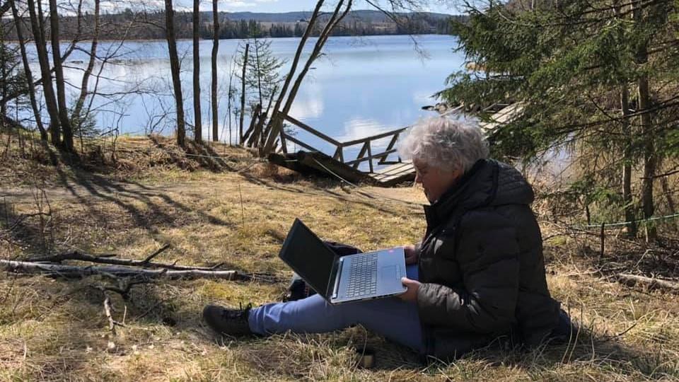 Hva var det de skrev igjen? Foto: Ane Aa. Grøndahl