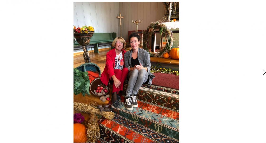 Pynte Hillestad kirke til høsttakkefest.