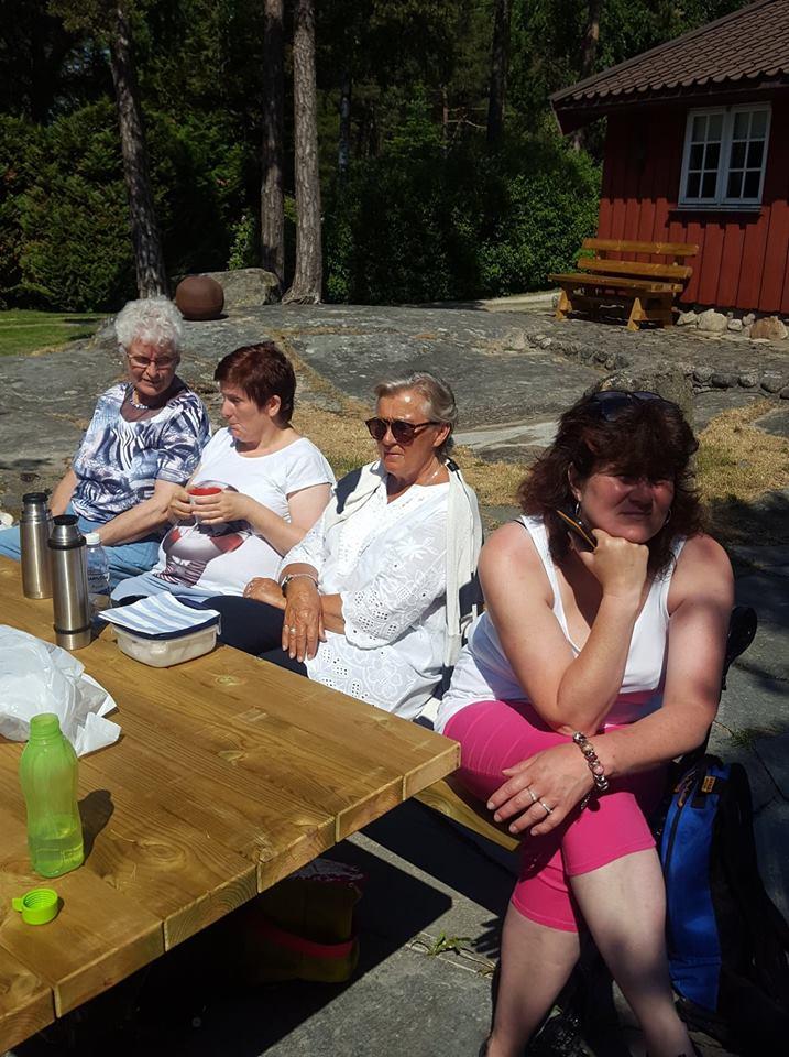 Mat og drikke pause måtte vi ha.