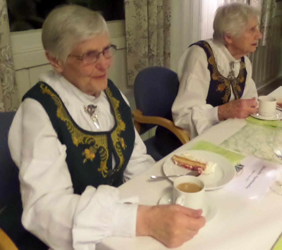 Eva og Gerd feirer UBK 90 år