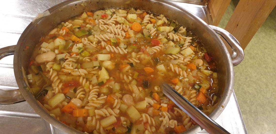 Et godt varmt måltid til slutt   Foto: Marie Nybakk