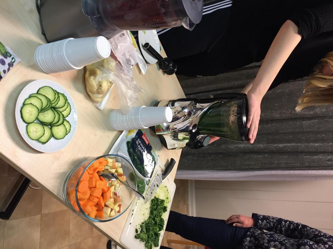 Smoothie med spinat blir til