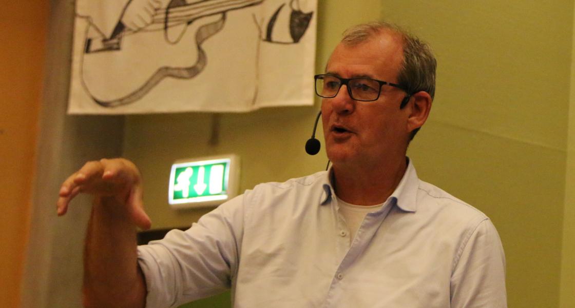 Thor Brekkeflat delte med oss litt av livets hverdag som gateprest i Bergen. Foto: Bjørg Strømme.