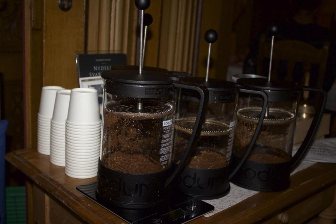 Spiller ingen rolle om klokka har passert seks på kvelden. Nå blir det kaffe!