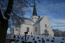 Vinter ved Vardal kirke